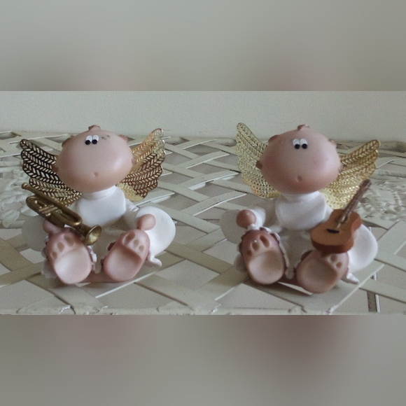 Two Angels - Picture 1 of 2